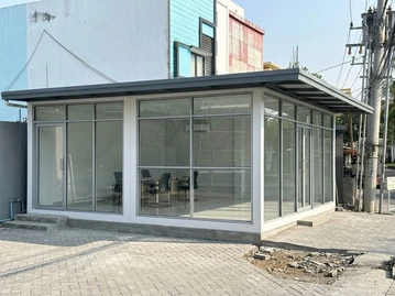 Apple Store — Manyar, Gresik